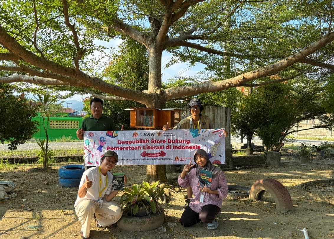 Membangun Literasi dari Desa: Mahasiswa KKN-PPM UGM Hadirkan Pojok Baca Kreatif di Palongaan, Mamuju Tengah, Sulawesi Barat